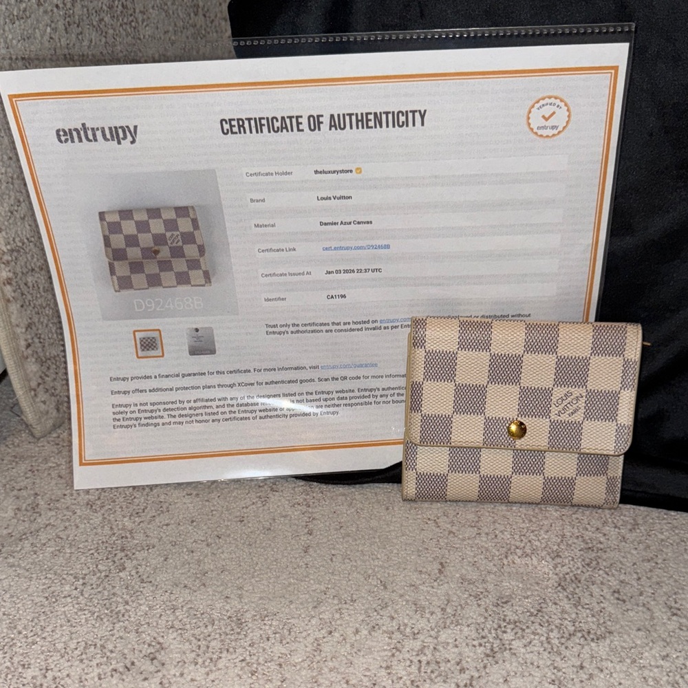 Louis Vuitton Cream and Gray Checkered Wallet
